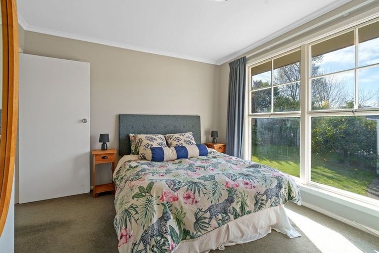 Photo of property in 105 Kennedys Bush Road, Halswell, Christchurch, 8025