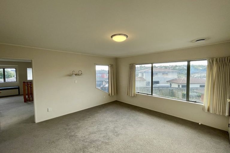 Photo of property in 3/8 Solana Court, Botany Downs, Auckland, 2010