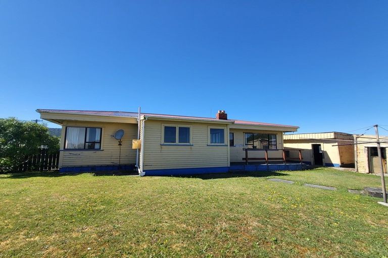 Photo of property in 116 Reid Street, Blaketown, Greymouth, 7805