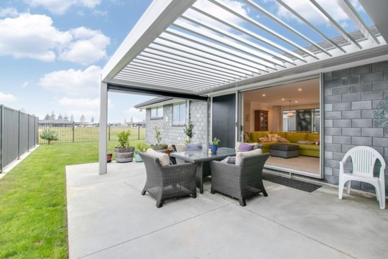 Photo of property in 4 Ruakituri Place, Te Awa, Napier, 4110