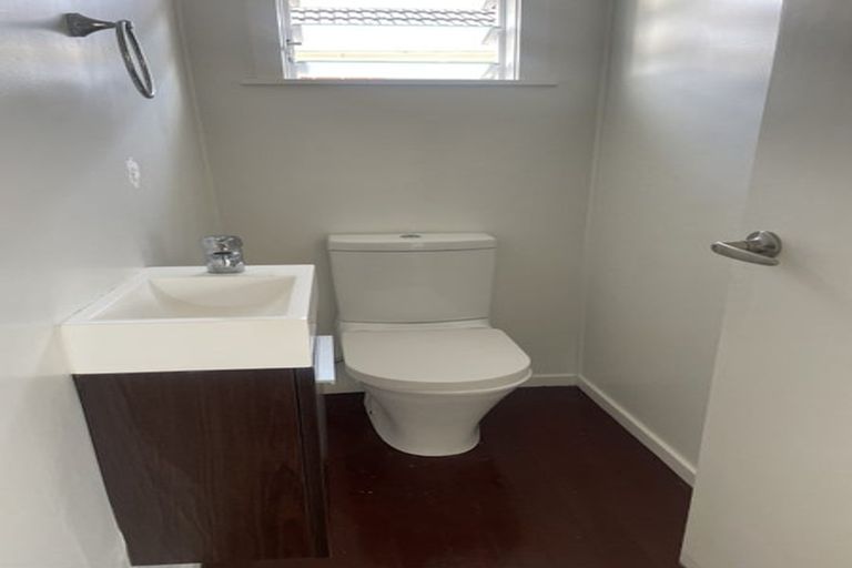 Photo of property in 1/213 Sunnynook Road, Wairau Valley, Auckland, 0627