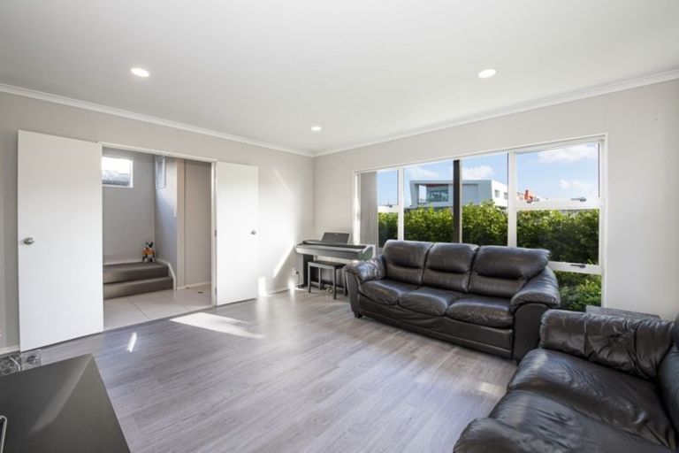 Photo of property in 14 Montanez Drive, Flat Bush, Auckland, 2019