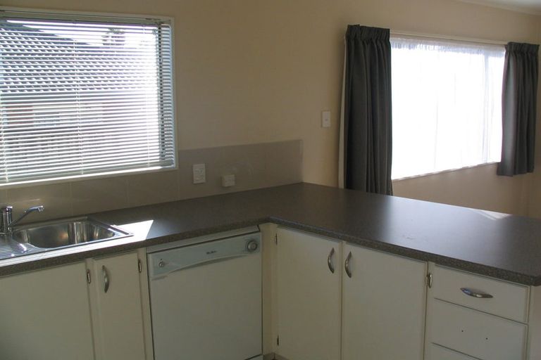 Photo of property in 1/1 Don Street, Papakura, 2110