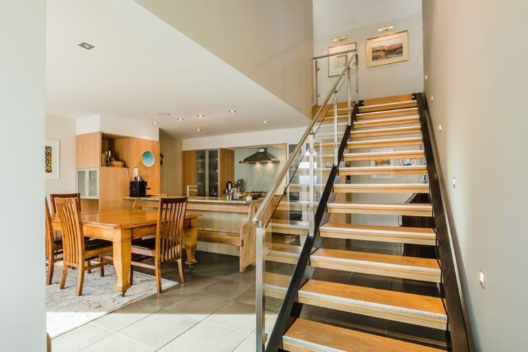 Photo of property in 15 Jessies Crescent, Wanaka, 9305