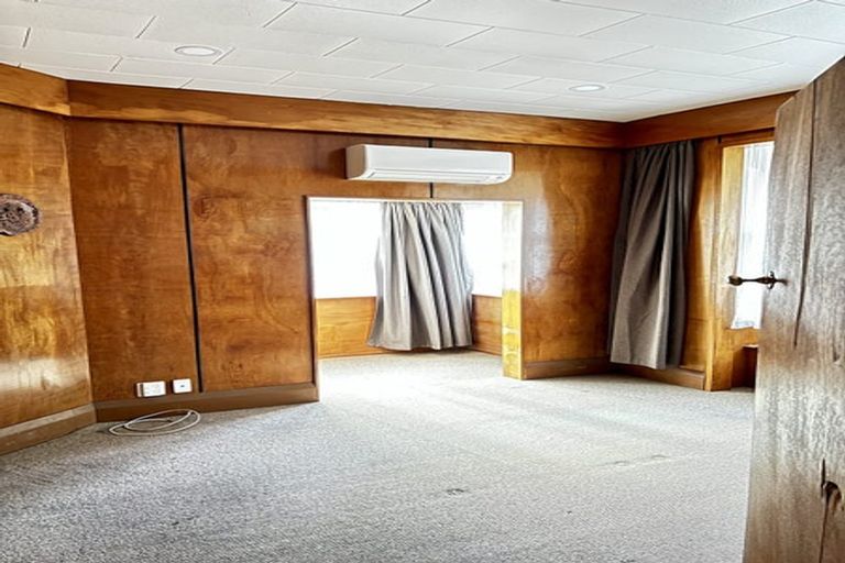 Photo of property in 370 West Coast Road, Glen Eden, Auckland, 0602