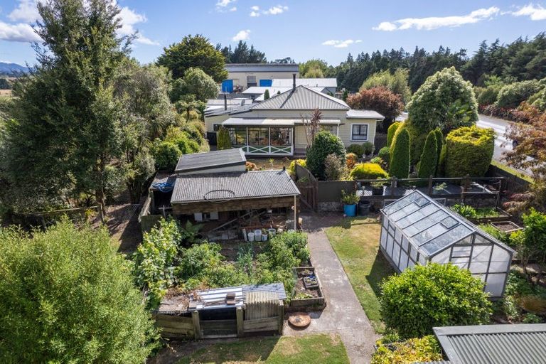 Photo of property in 77250 State Highway 2, Dannevirke, 4930