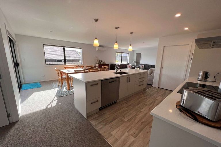 Photo of property in 14 Pakanga Grove, Pyes Pa, Tauranga, 3112