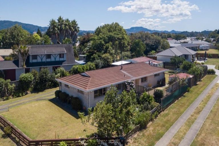 Photo of property in 15 Alexander Street, Katikati, 3129