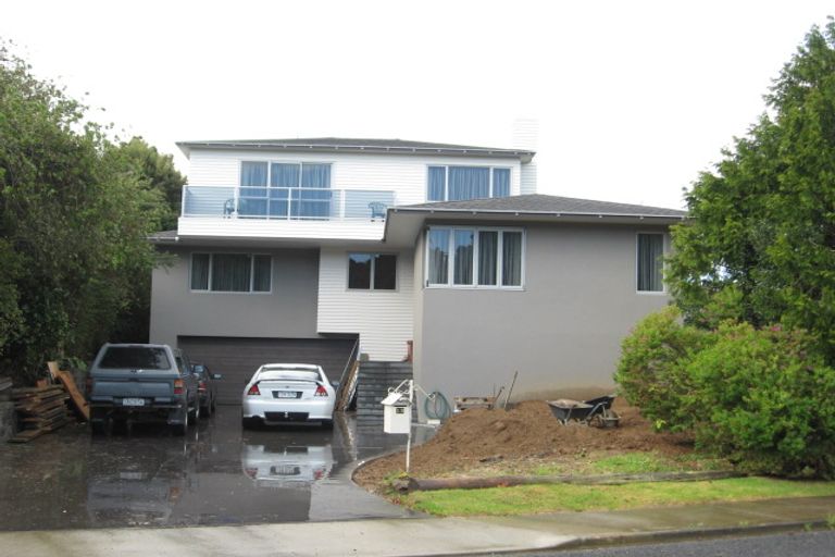Photo of property in 12 Hillcrest Grove, Hillpark, Auckland, 2102