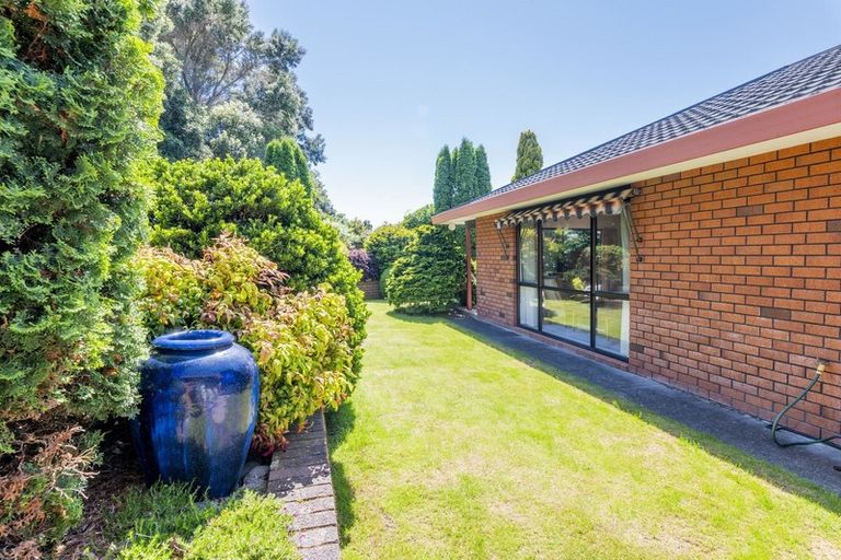 Photo of property in 5 Cedar Drive, Paraparaumu Beach, Paraparaumu, 5032