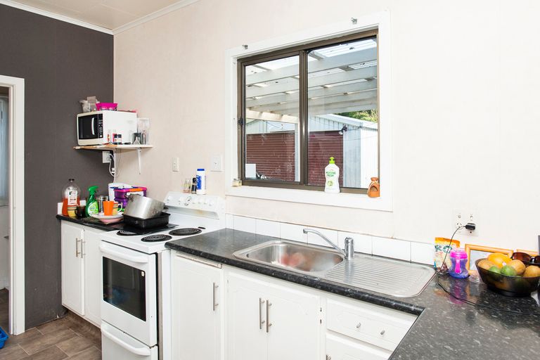 Photo of property in 10 Massey Road, Mangapapa, Gisborne, 4010