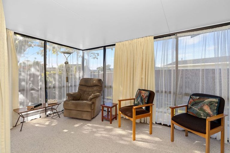 Photo of property in 8 Rimu Street, Levin, 5510