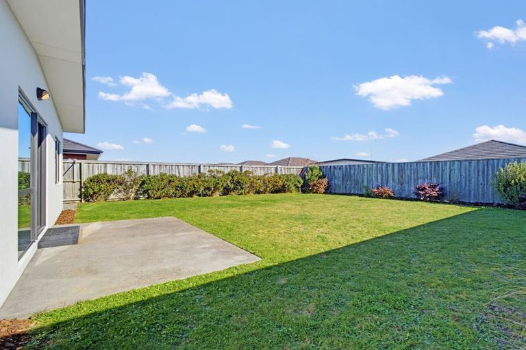 Photo of property in 35 Pakohe Street, Pegasus, 7612