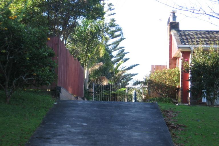 Photo of property in 6 Freyberg Place, Howick, Auckland, 2014