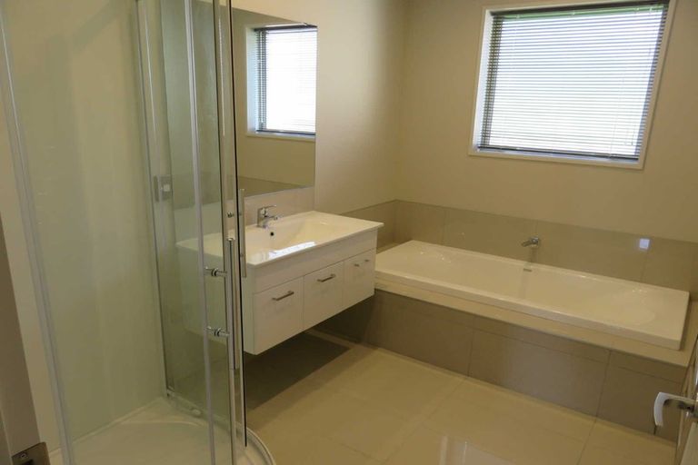 Photo of property in 51 Dow Square, Wigram, Christchurch, 8025