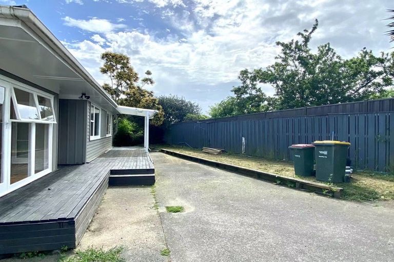 Photo of property in 19 Mcquarrie Avenue, Wattle Downs, Auckland, 2103