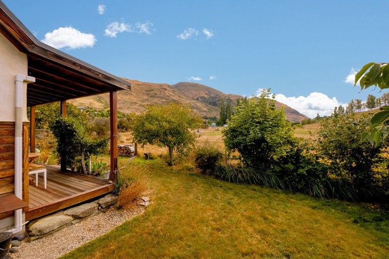 Photo of property in 72a Bills Way, Wanaka, 9305