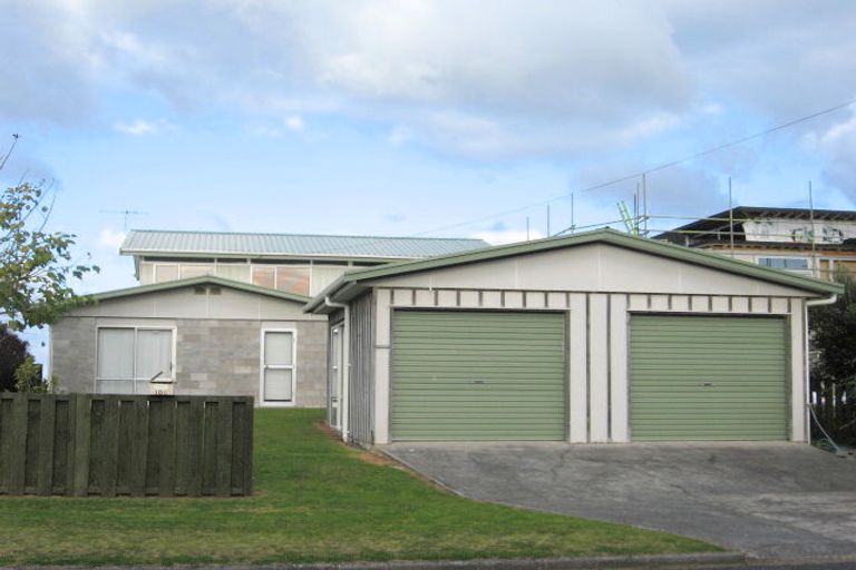 Photo of property in 106 Pohutukawa Crescent, Whangamata, 3620