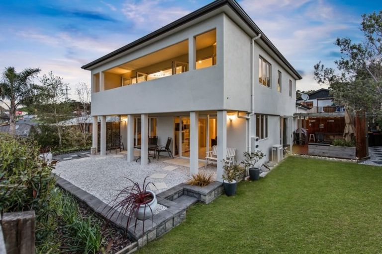 Photo of property in 7 Lowburn Place, Clover Park, Auckland, 2019