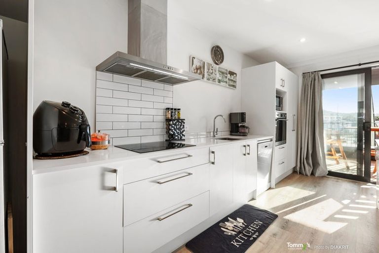 Photo of property in 202/2 Onepu Road, Kilbirnie, Wellington, 6022