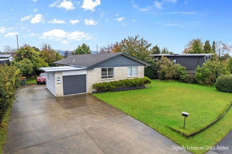 Photo of property in 4 Luxor Place, Pomare, Rotorua, 3015