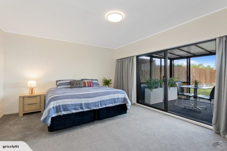 Photo of property in 2/38 Walter Street, Hauraki, Auckland, 0622