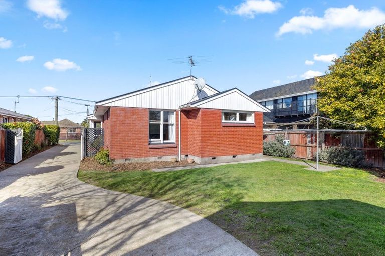 Photo of property in 21 Teesdale Street, Burnside, Christchurch, 8053