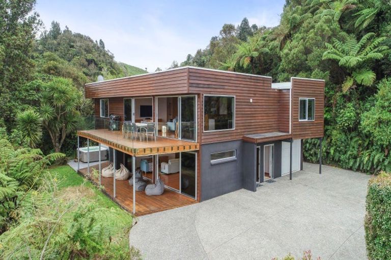 Photo of property in 586e Spencer Road, Lake Tarawera, Rotorua, 3076