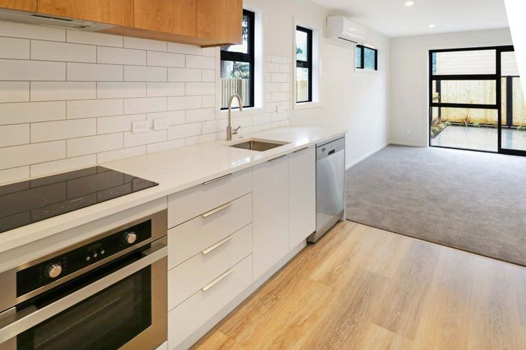 Photo of property in 5/372 Stokes Valley Road, Stokes Valley, Lower Hutt, 5019