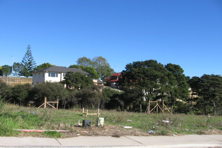 Photo of property in 44 Newbury Place, Schnapper Rock, Auckland, 0632