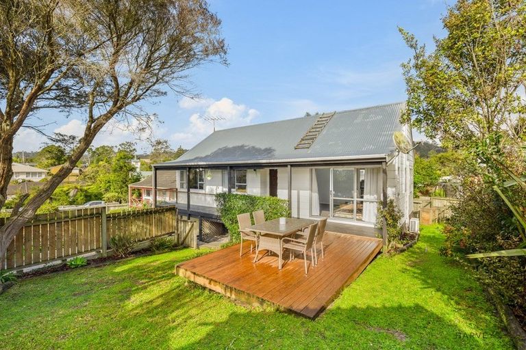 Photo of property in 2/21 Kashmir Road, Glen Eden, Auckland, 0602