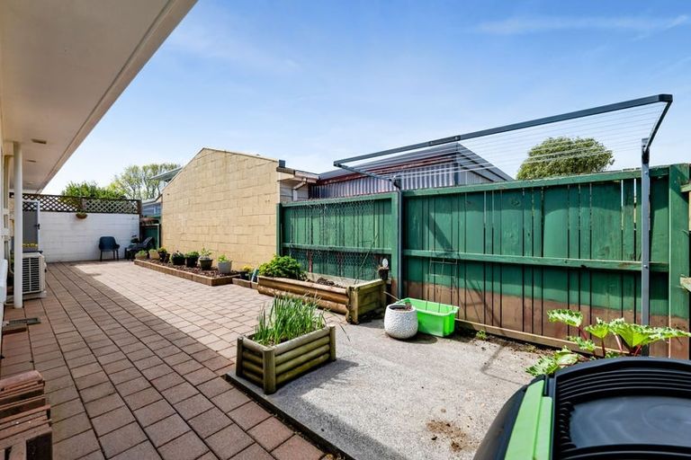 Photo of property in 61 Murray Avenue, Hawera, 4610