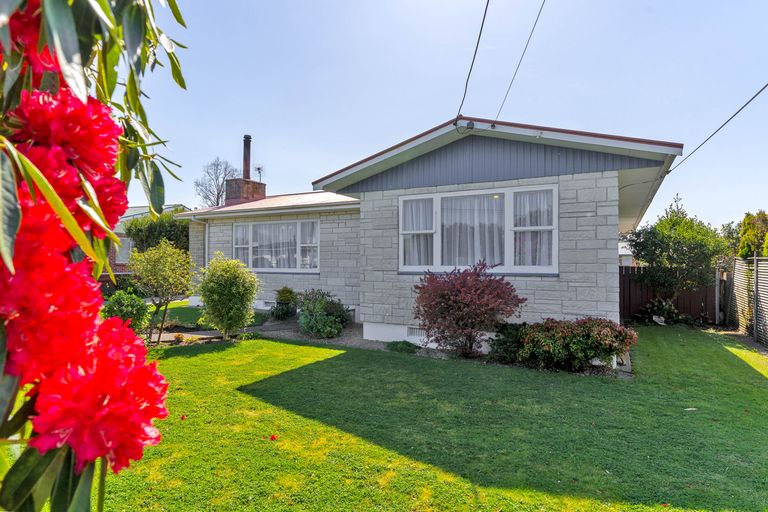 Photo of property in 34 Fergusson Street, Solway, Masterton, 5810