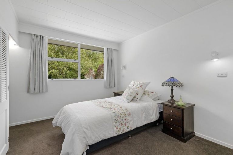 Photo of property in 84 Crowther Road, Wainuiomata, 5373