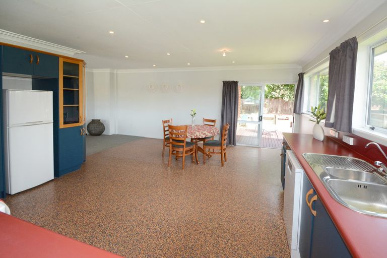 Photo of property in 3 Benfell Street, Green Island, Dunedin, 9018