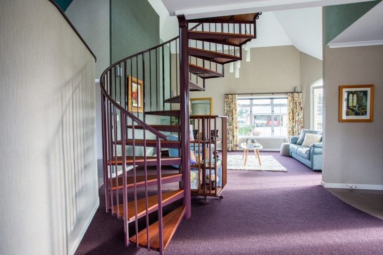 Photo of property in 2 Rexwood Estate, Carterton, 5713