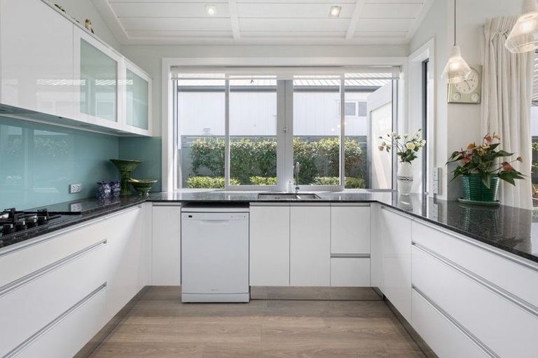 Photo of property in 7 Ian Place, Waihi Beach, 3611