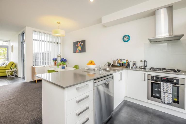 Photo of property in 57 Battalion Drive, Papakura, 2110