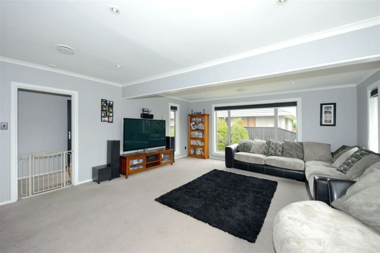 Photo of property in 42 Te Rama Place, Wainoni, Christchurch, 8061