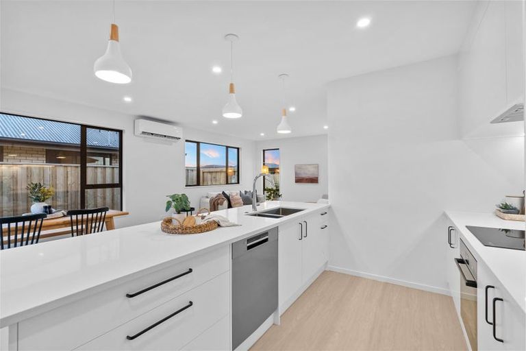 Photo of property in 16 Nathaniel Archer Street, Woodend, 7610