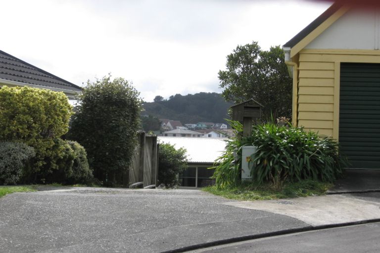 Photo of property in 97 Allington Road, Karori, Wellington, 6012