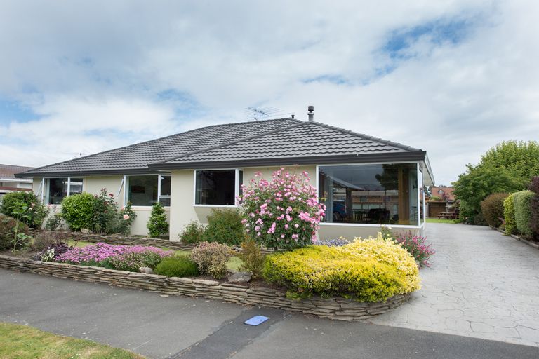 Photo of property in 8 Montrose Street, Mosgiel, 9024