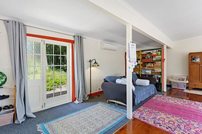 Photo of property in 42 Sarah Street, Waikawa Beach, Levin, 5573