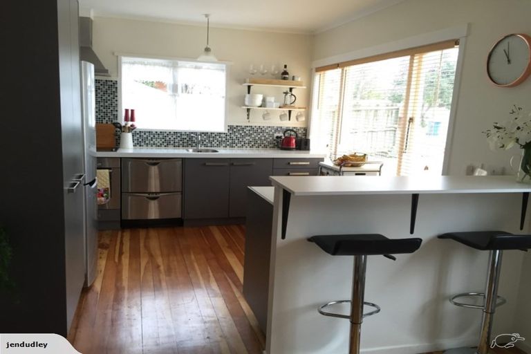 Photo of property in 13a Kinvig Place, Ranui, Auckland, 0612