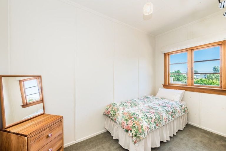 Photo of property in 169 Wellington Road, Paekakariki, 5034