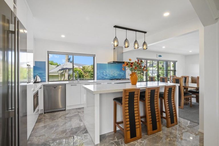 Photo of property in 112 Valley Road, Pukekohe, 2120