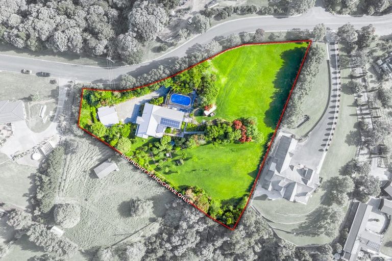 Photo of property in 84 Brick Bay Drive, Sandspit, Warkworth, 0982