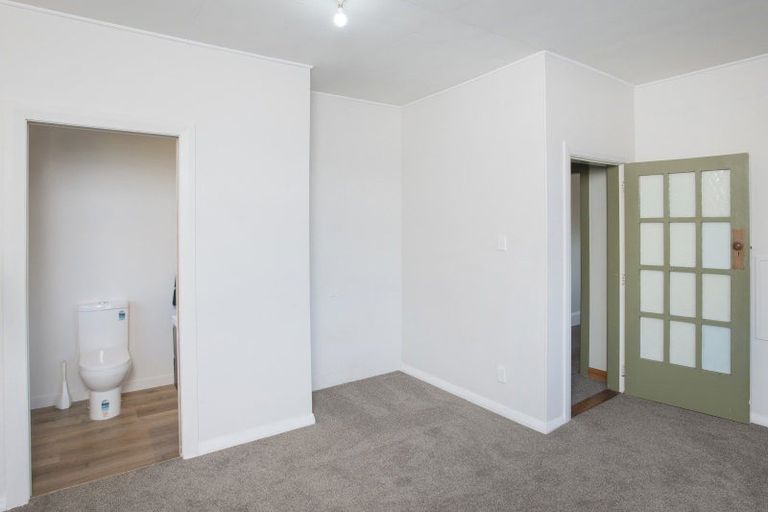 Photo of property in 89 Esplanade, Kaiti, Gisborne, 4010