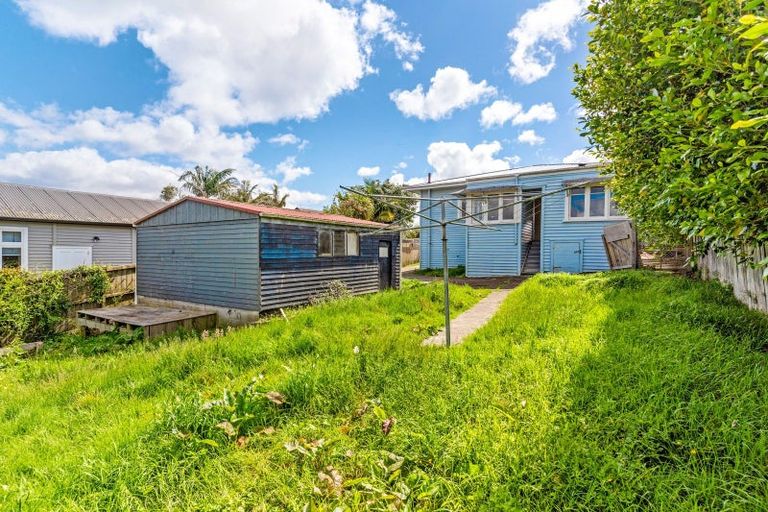 Photo of property in 68 Moa Road, Point Chevalier, Auckland, 1022