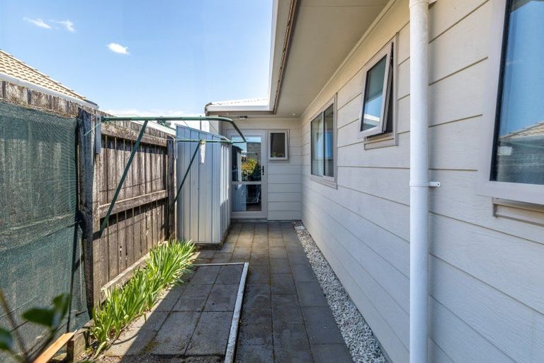 Photo of property in 10a Oriental Street, Welbourn, New Plymouth, 4312